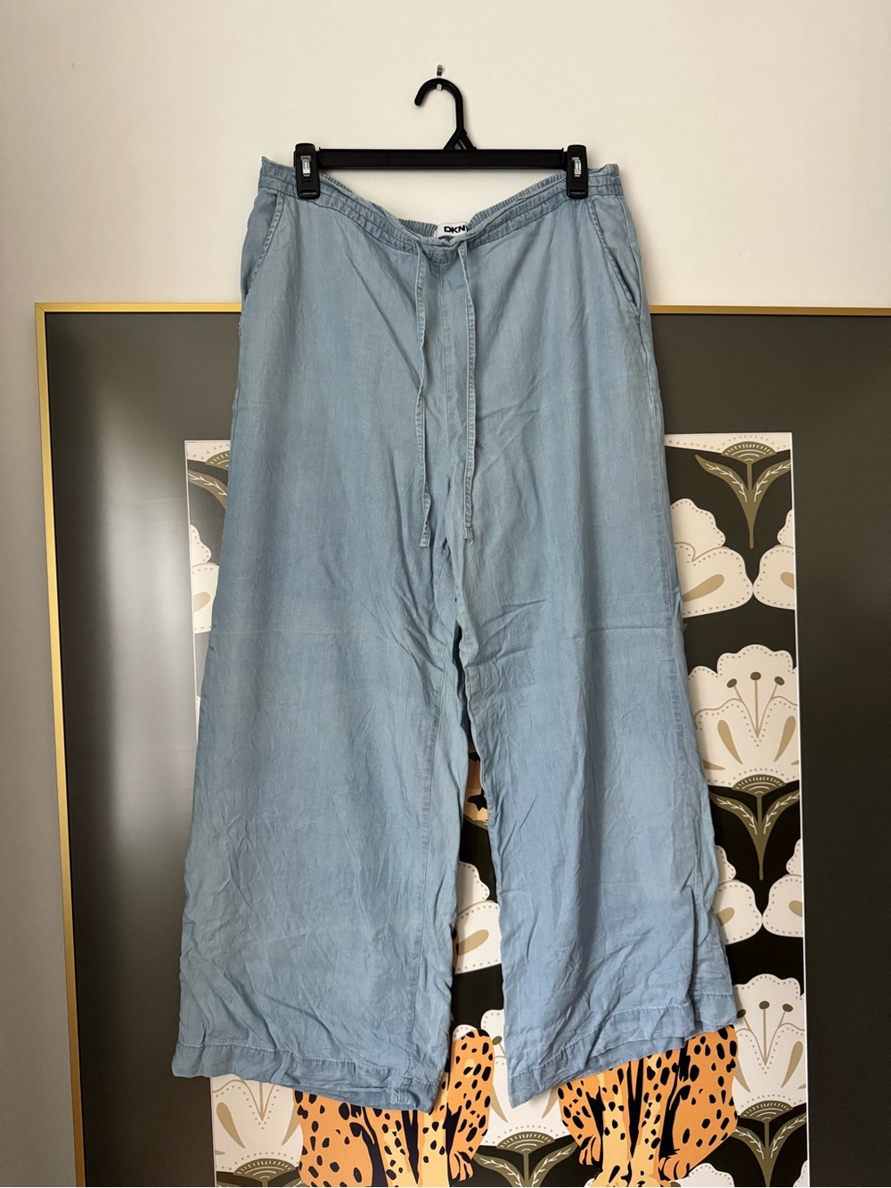 DKNY XL Light Blue Wide-Leg Drawstring Jeans